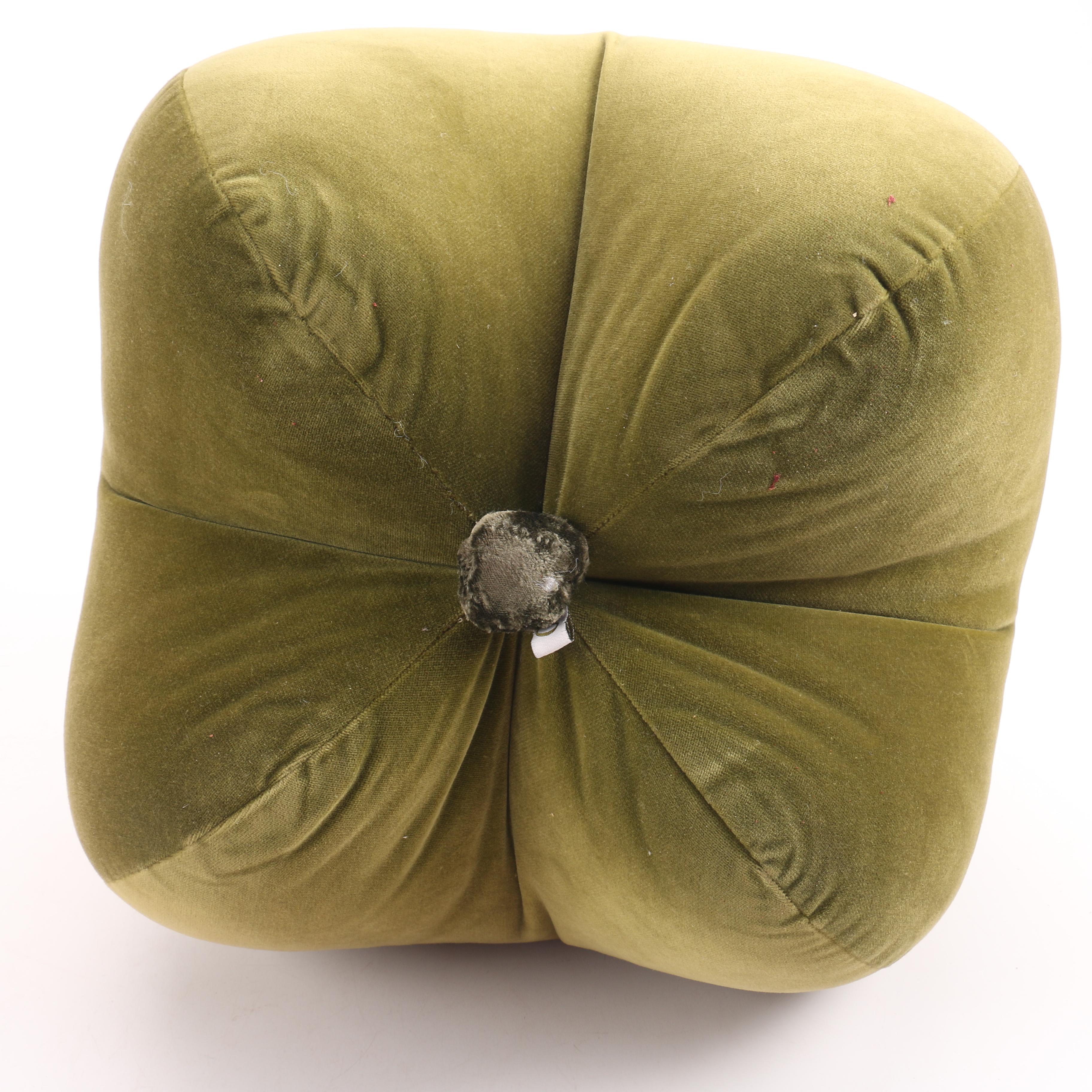 Pear-Shaped Cushion