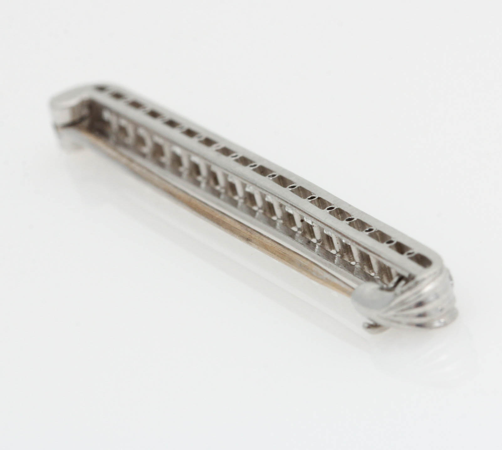 J. E. Caldwell Platinum 1.75 CTW Diamond Bar Pin