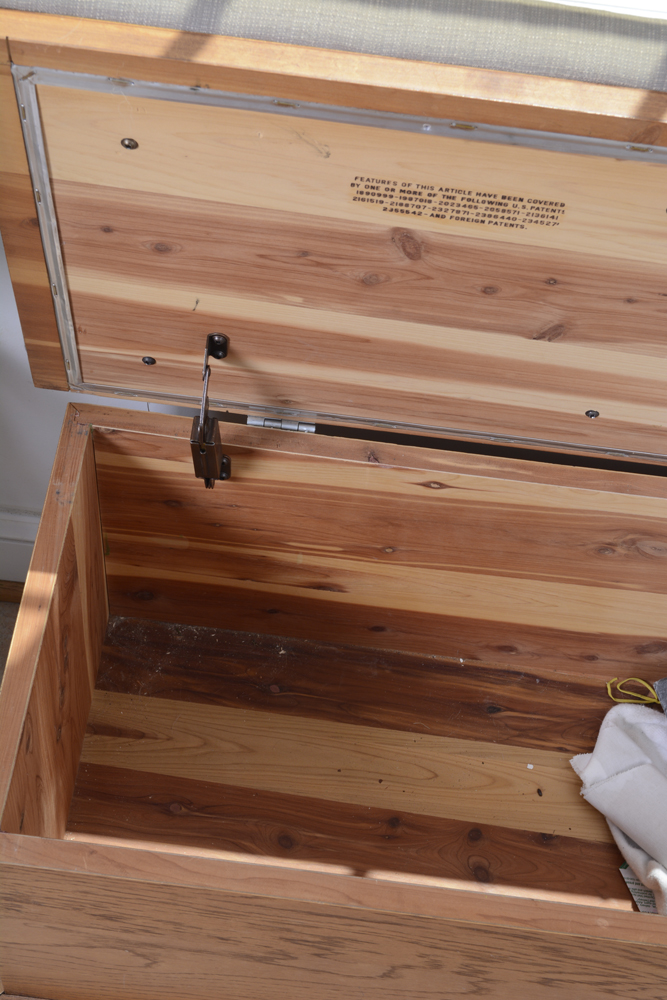 Vintage Oak "Virginia Maid" Trunk Bench by Lane