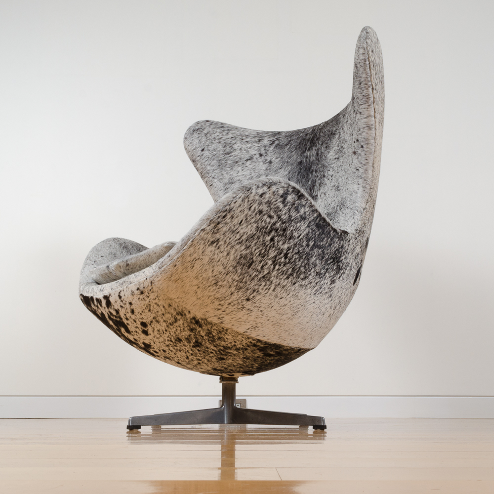 Arne Jacobsen Style Cowhide Egg Chair
