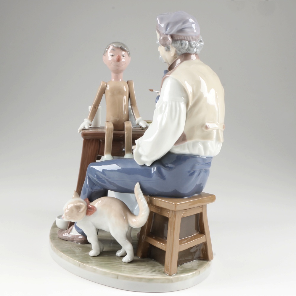 Lladro "Puppet Painter" Ceramic Figurine