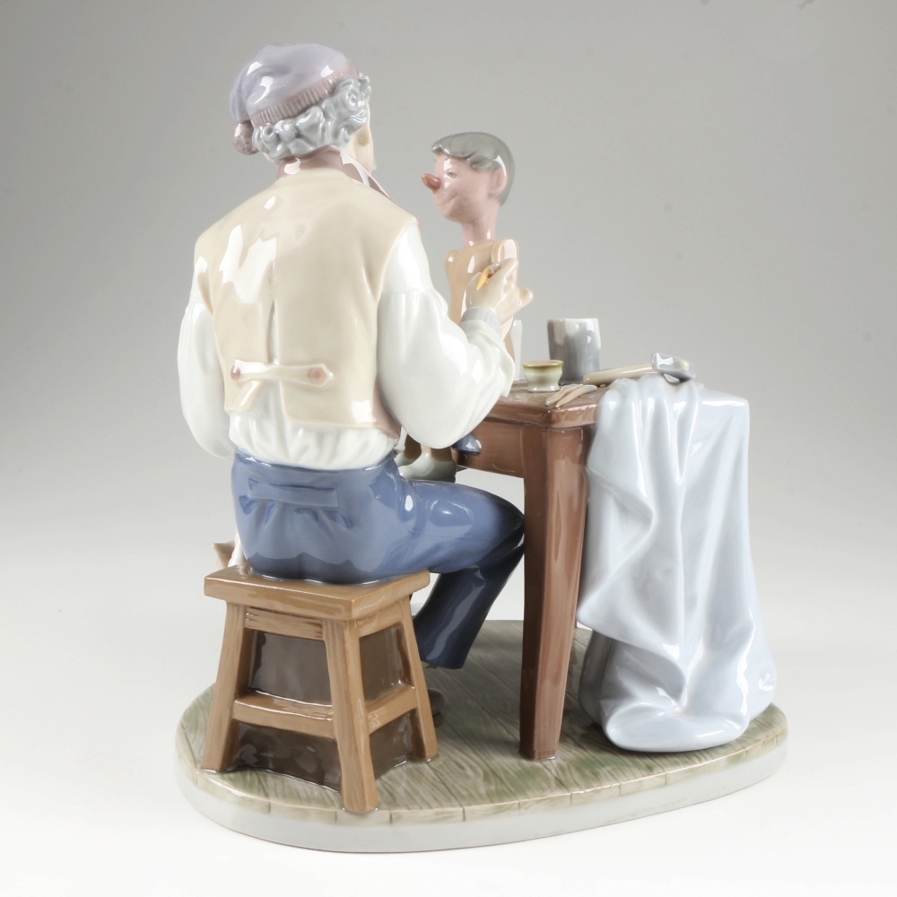 Lladro "Puppet Painter" Ceramic Figurine