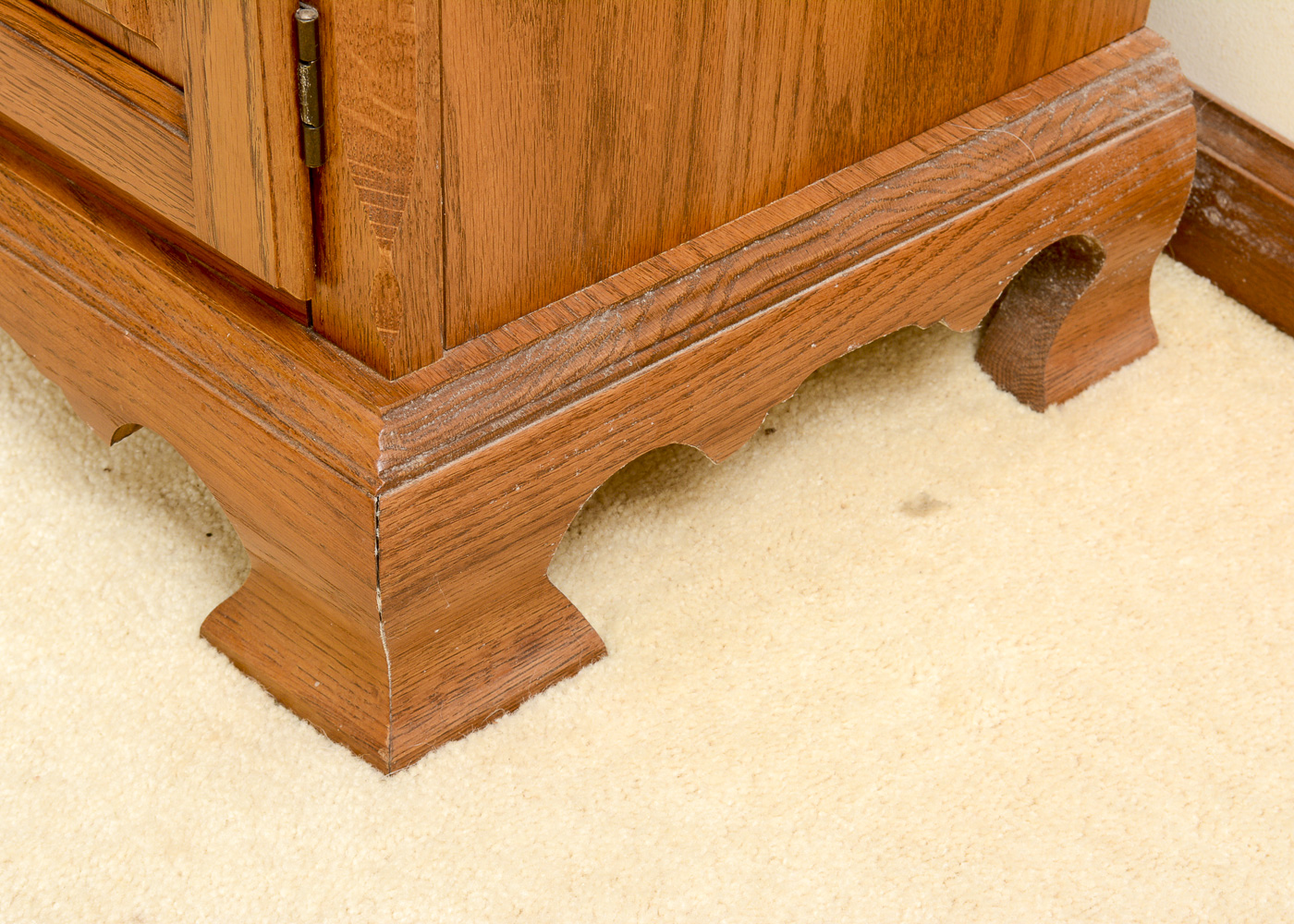 Cochrane Oak Lighted China Cabinet