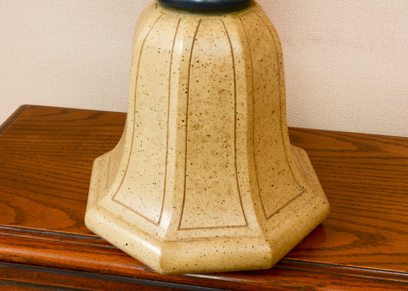Plaster Patriotic Table Lamp