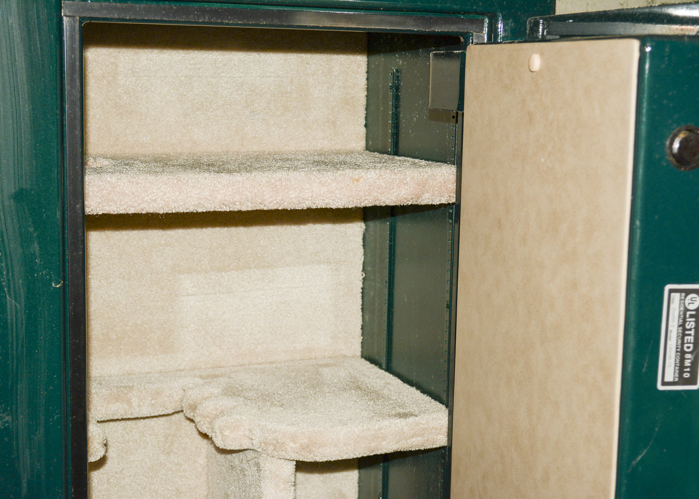 Liberty "Lincoln 15" Gun Safe