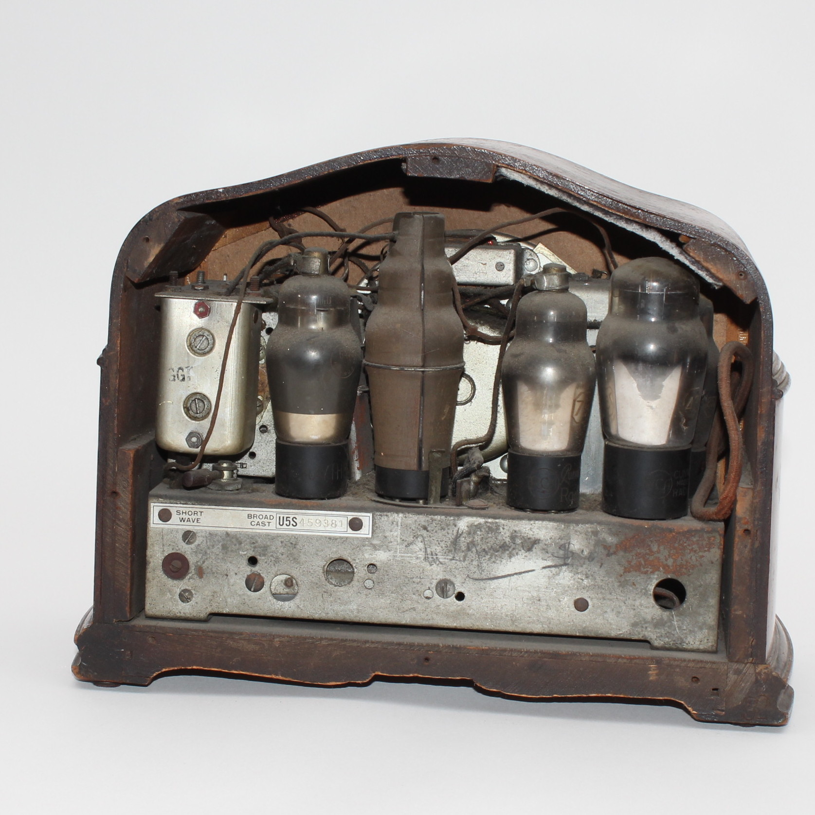 Vintage Emerson 250-AW Mantel Radio