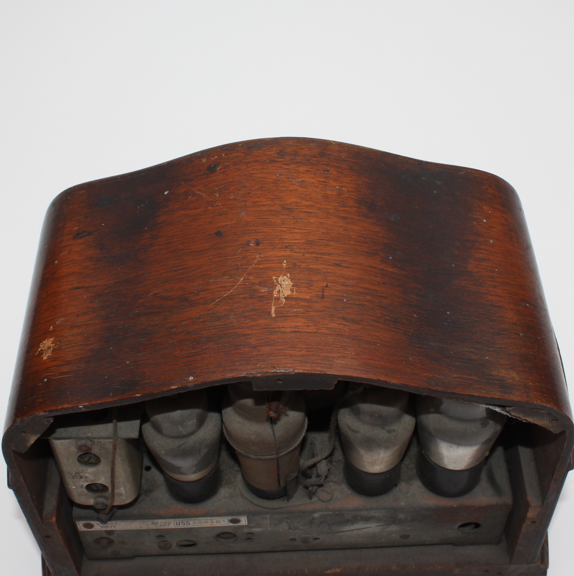 Vintage Emerson 250-AW Mantel Radio