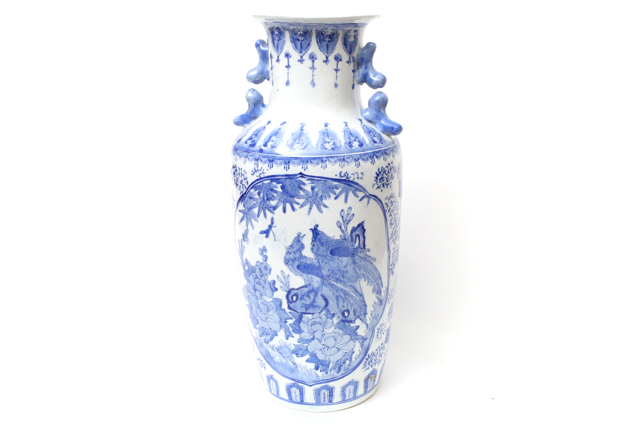 20th Century Blue and White Chinese Vase