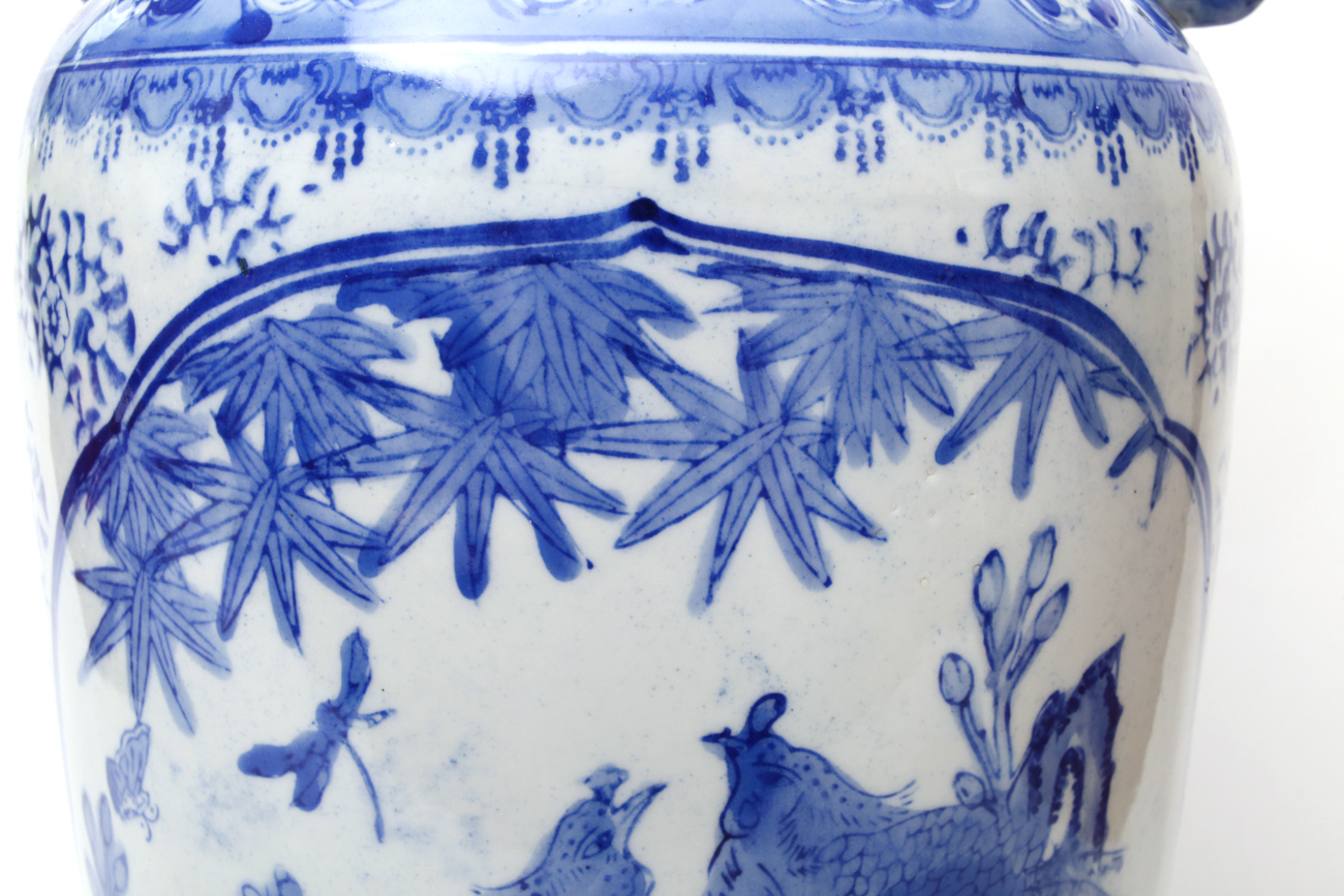 20th Century Blue and White Chinese Vase