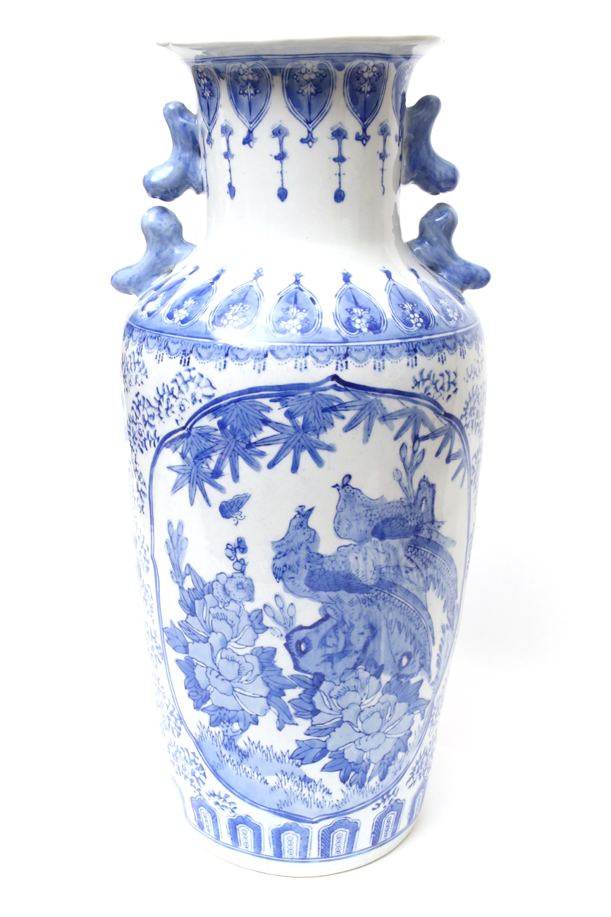 20th Century Blue and White Chinese Vase