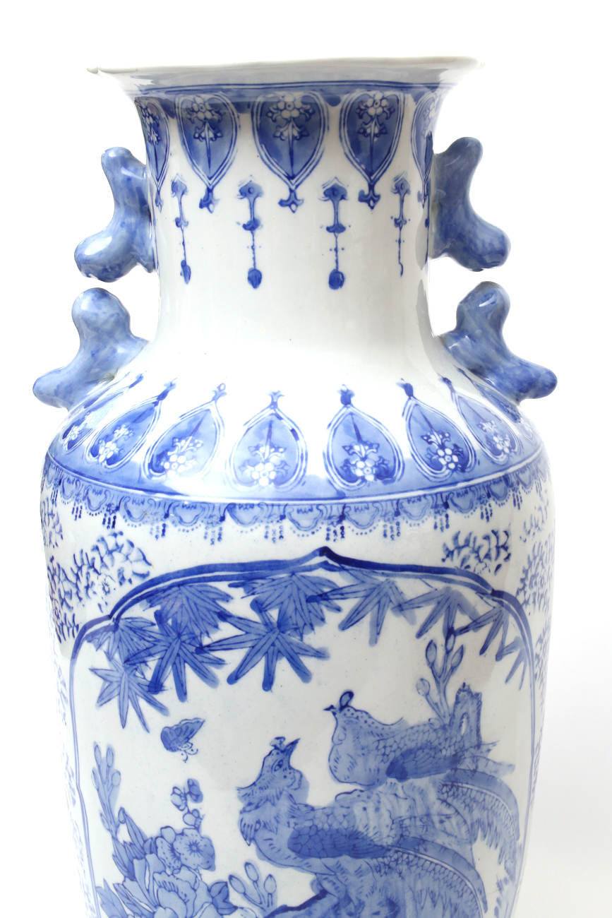20th Century Blue and White Chinese Vase