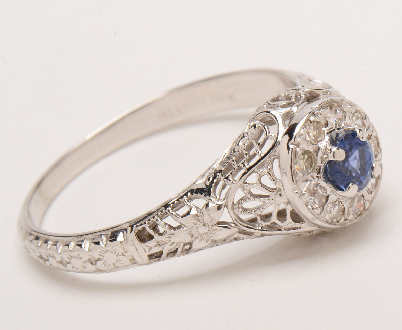 1920s Bluite 18K White Gold Natural Blue Sapphire Diamond Ring