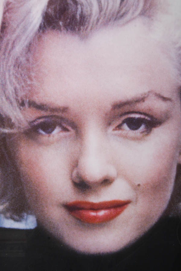 Marilyn Monroe "LIFE" Poster
