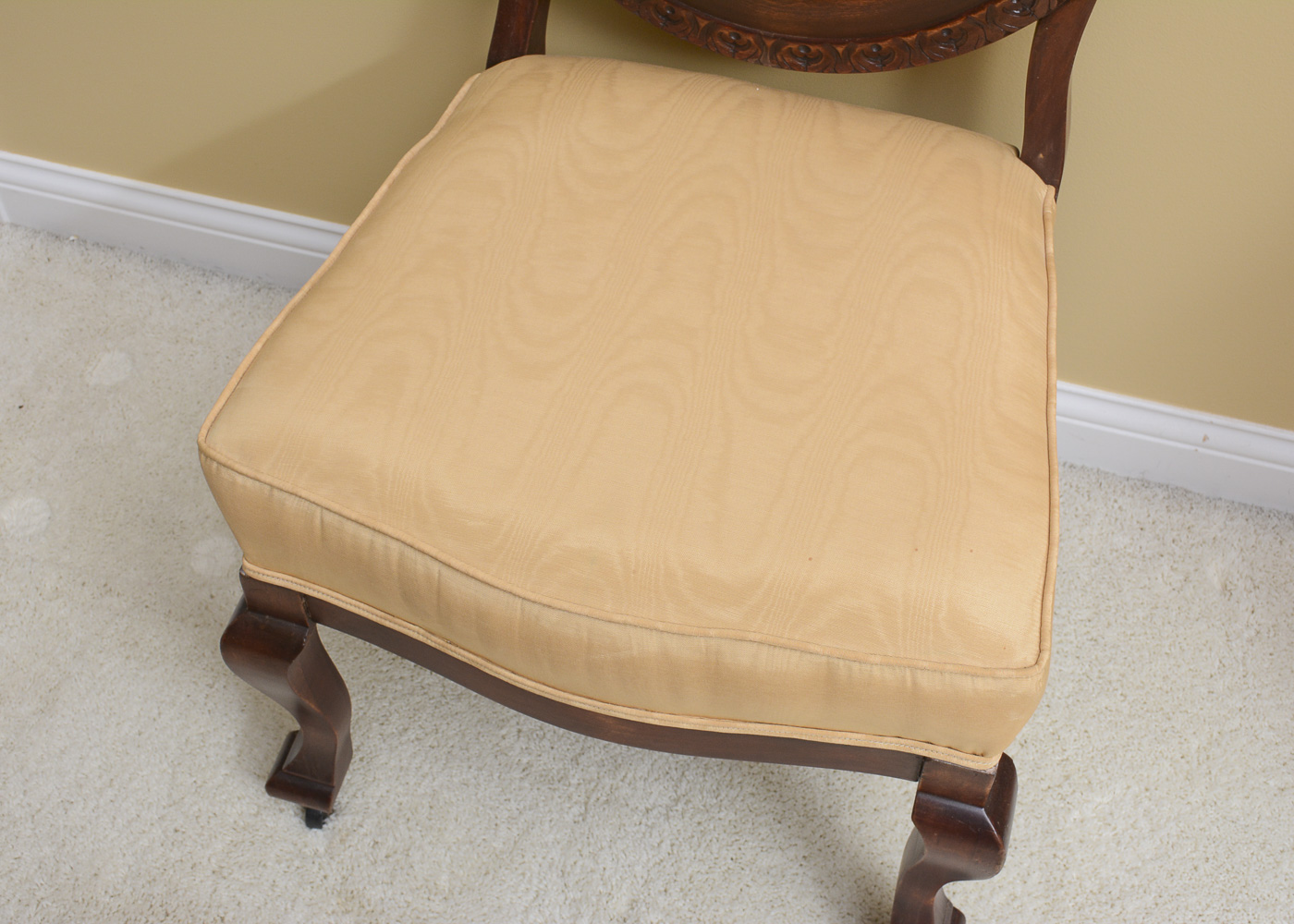 Vintage Balloon-Back Chair