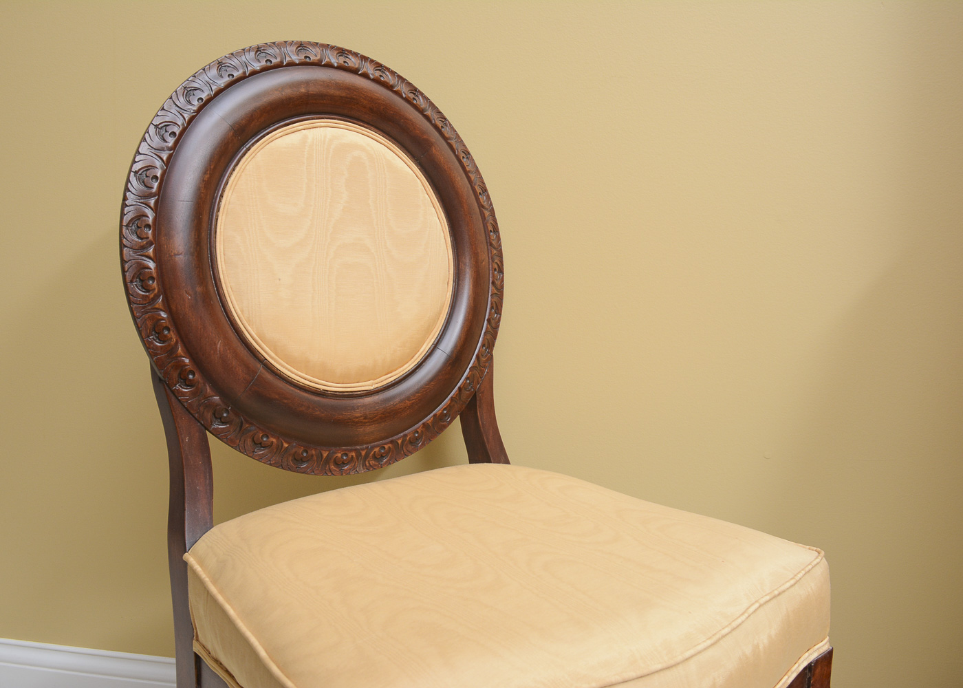Vintage Balloon-Back Chair
