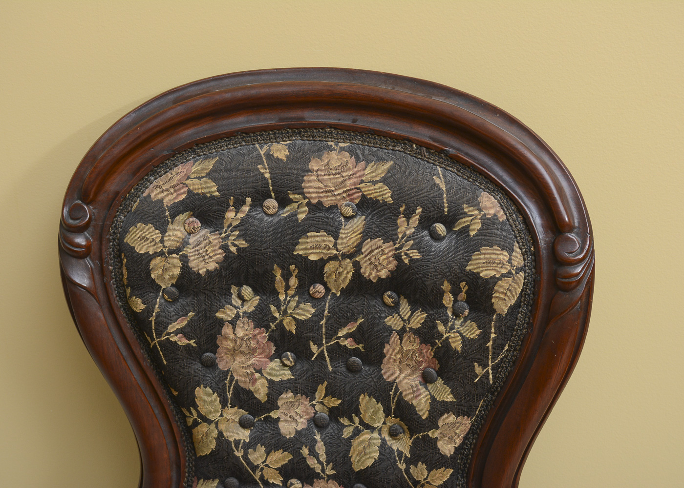 Victorian Style Spoon-Back Chair