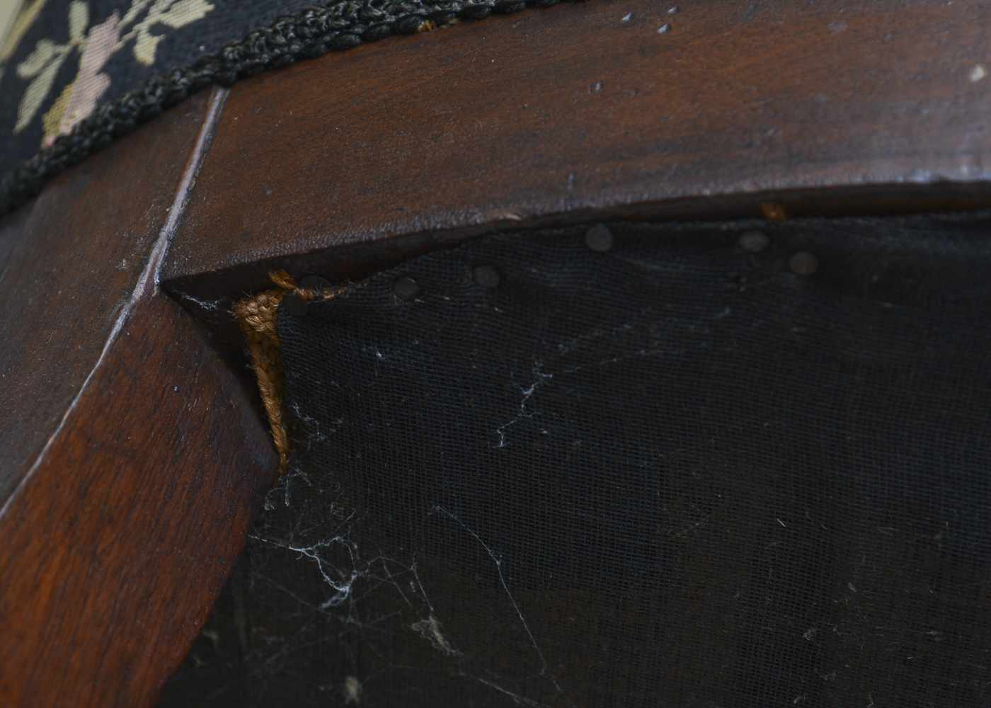 Victorian Style Spoon-Back Chair