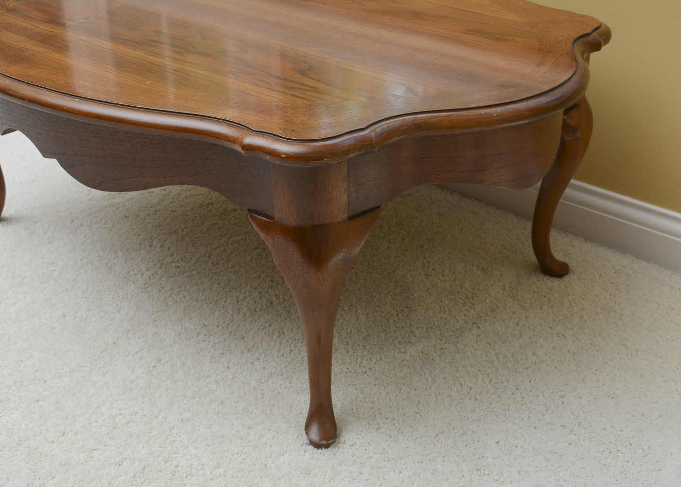 Queen Anne Style Coffee Table