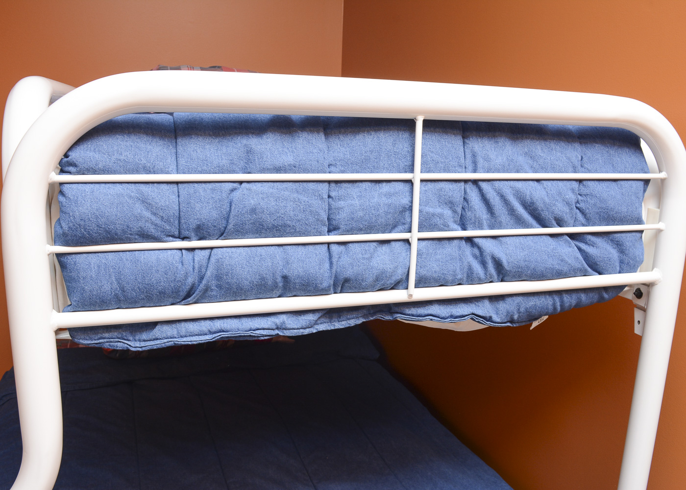 Twin Over Full White Metal Bunk Bed