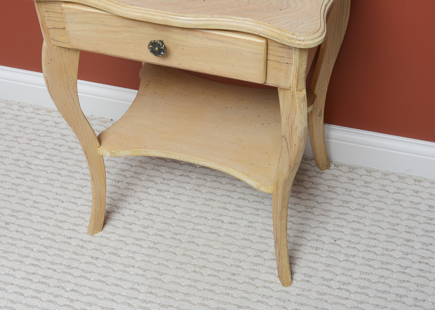 Queen Anne Style Side Table