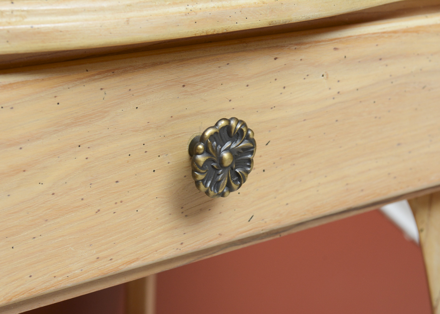 Queen Anne Style Side Table