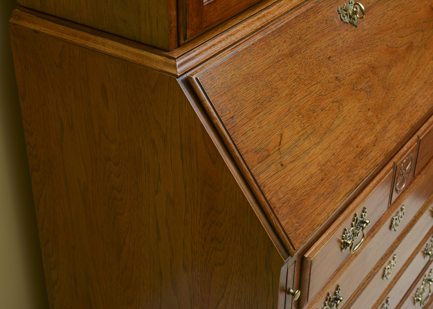 Thomasville "Fisher Park" Oak Secretary Desk