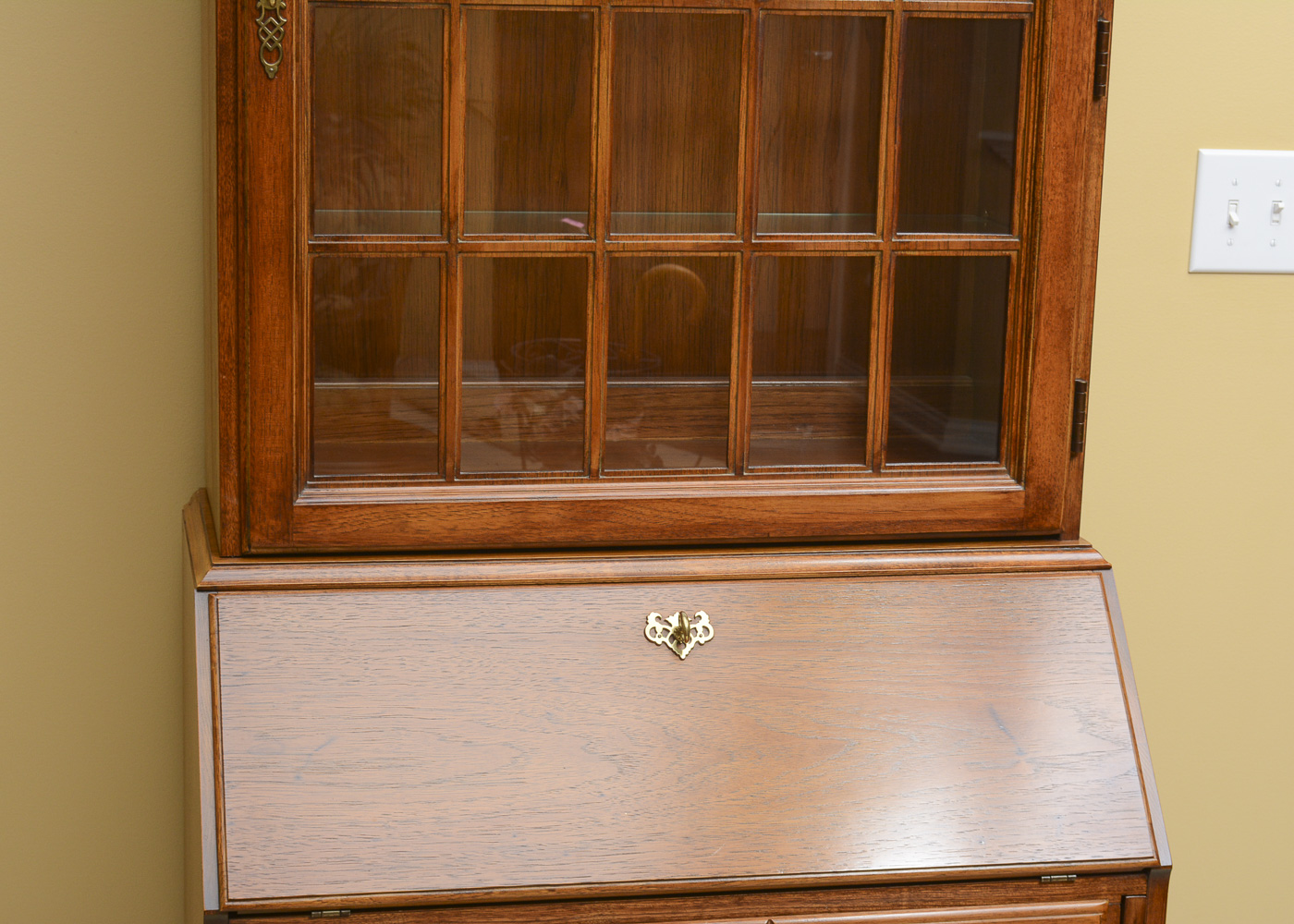 Thomasville "Fisher Park" Oak Secretary Desk