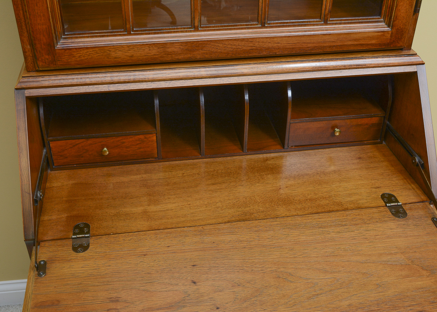 Thomasville "Fisher Park" Oak Secretary Desk