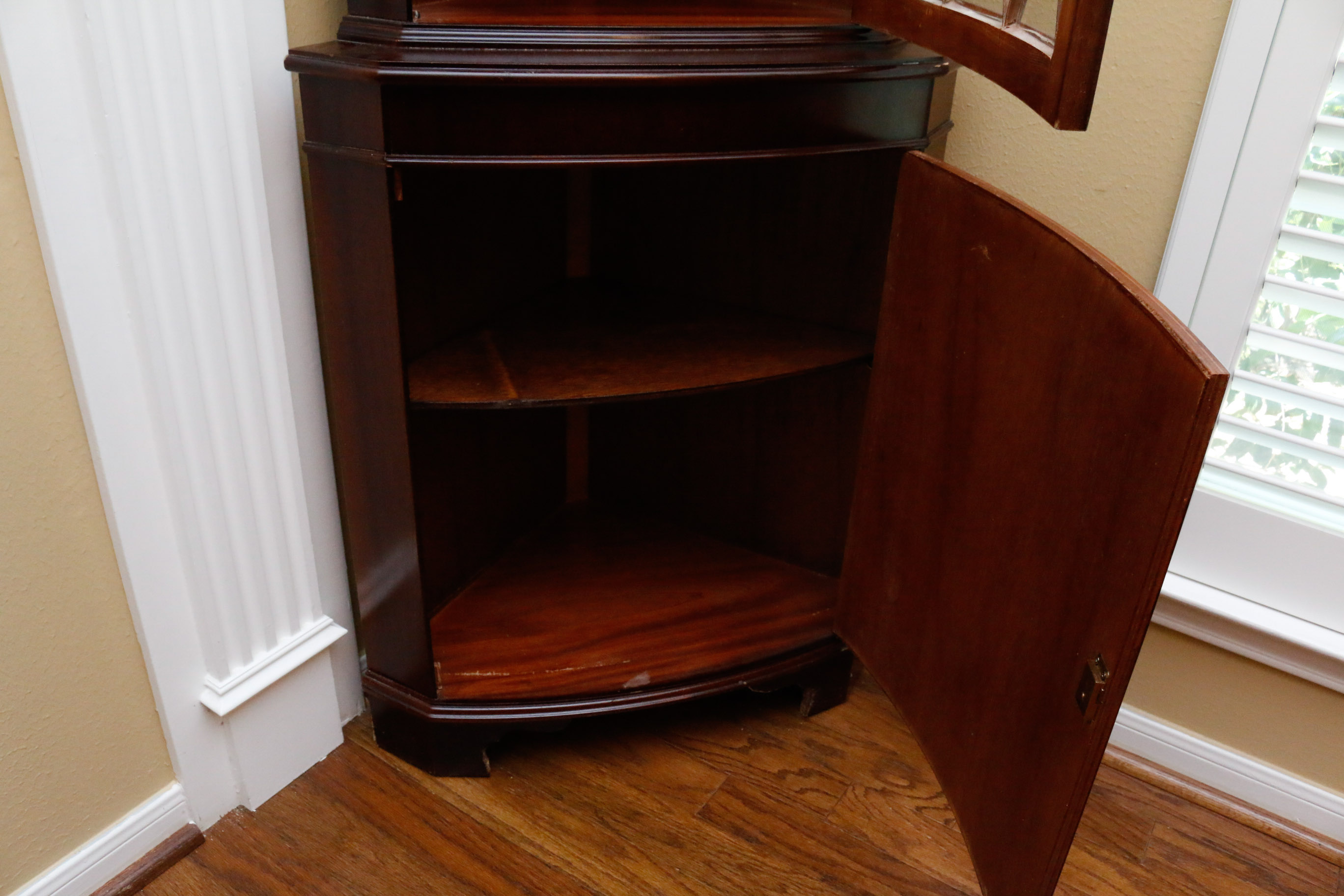 Wooden Corner Display Cabinet