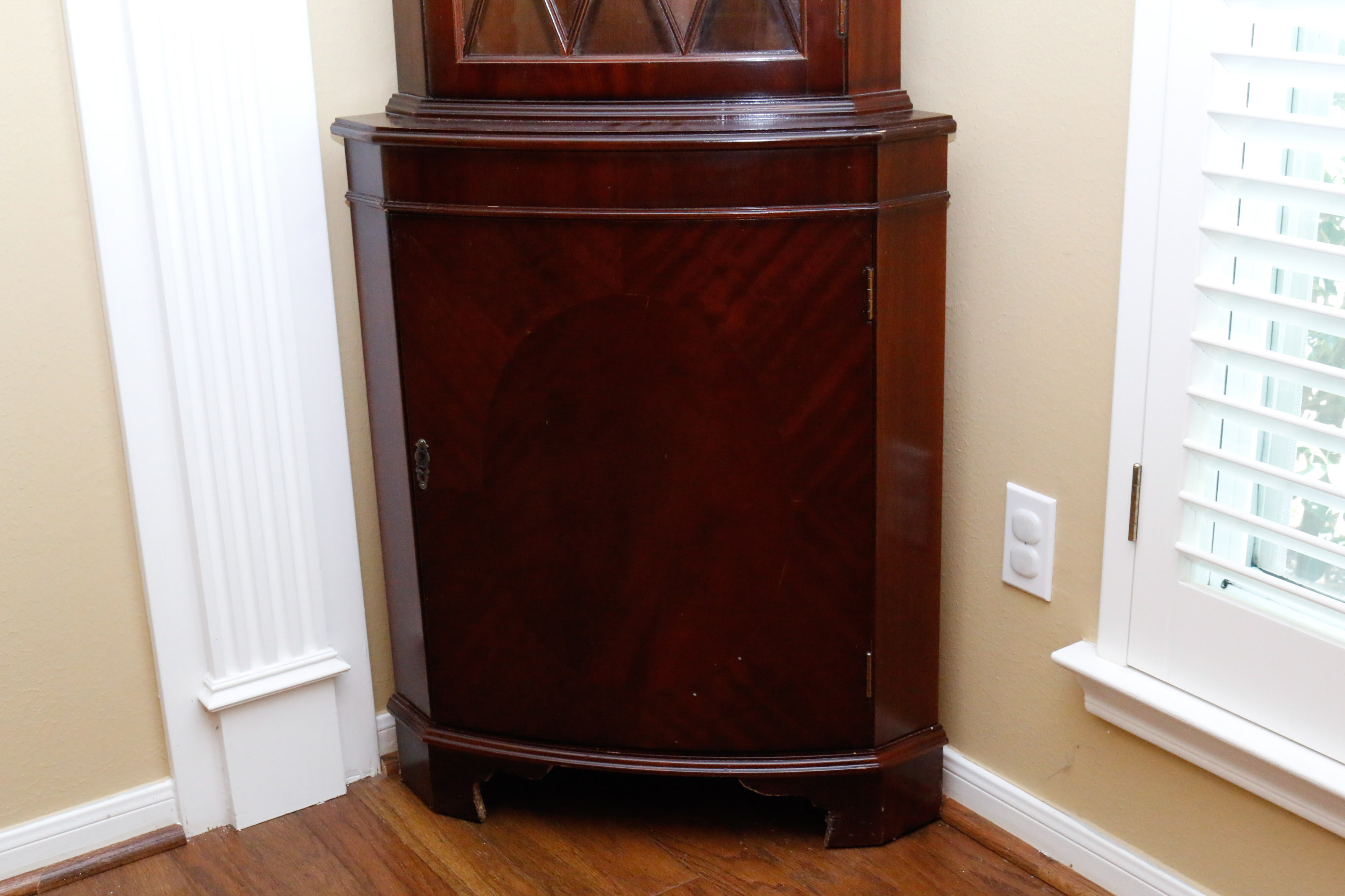 Wooden Corner Display Cabinet