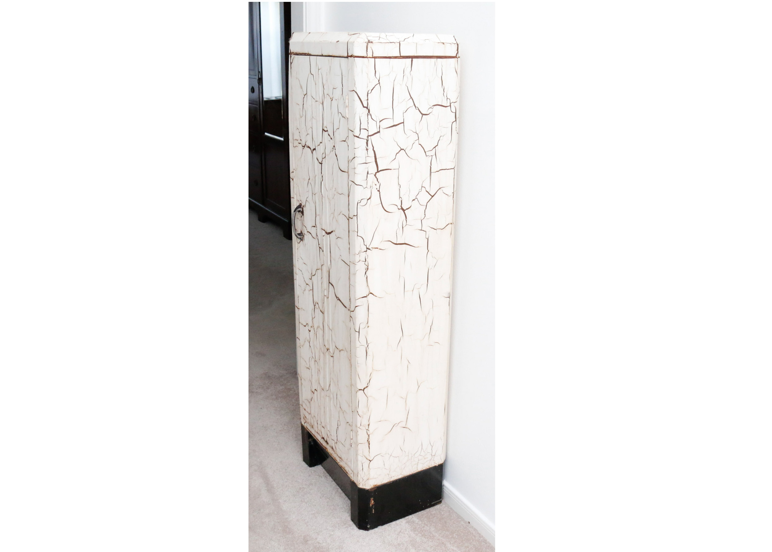 Interstate Metal Products Co. Storage Cabinet