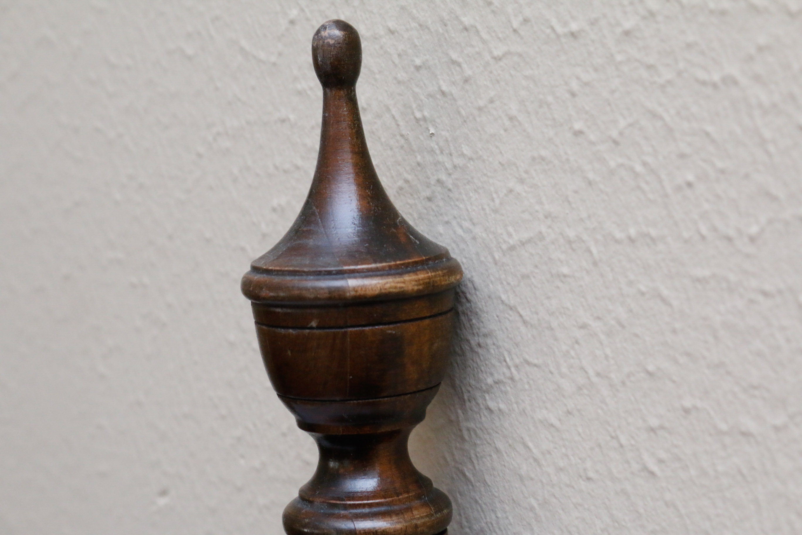 Vintage Mahogany Full Size Four Post Bed