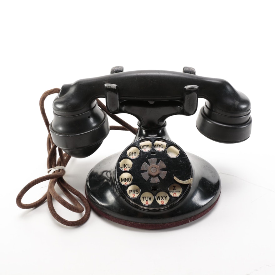 Mid-Century Western Electric Model 557B Rotary Dial Telephone