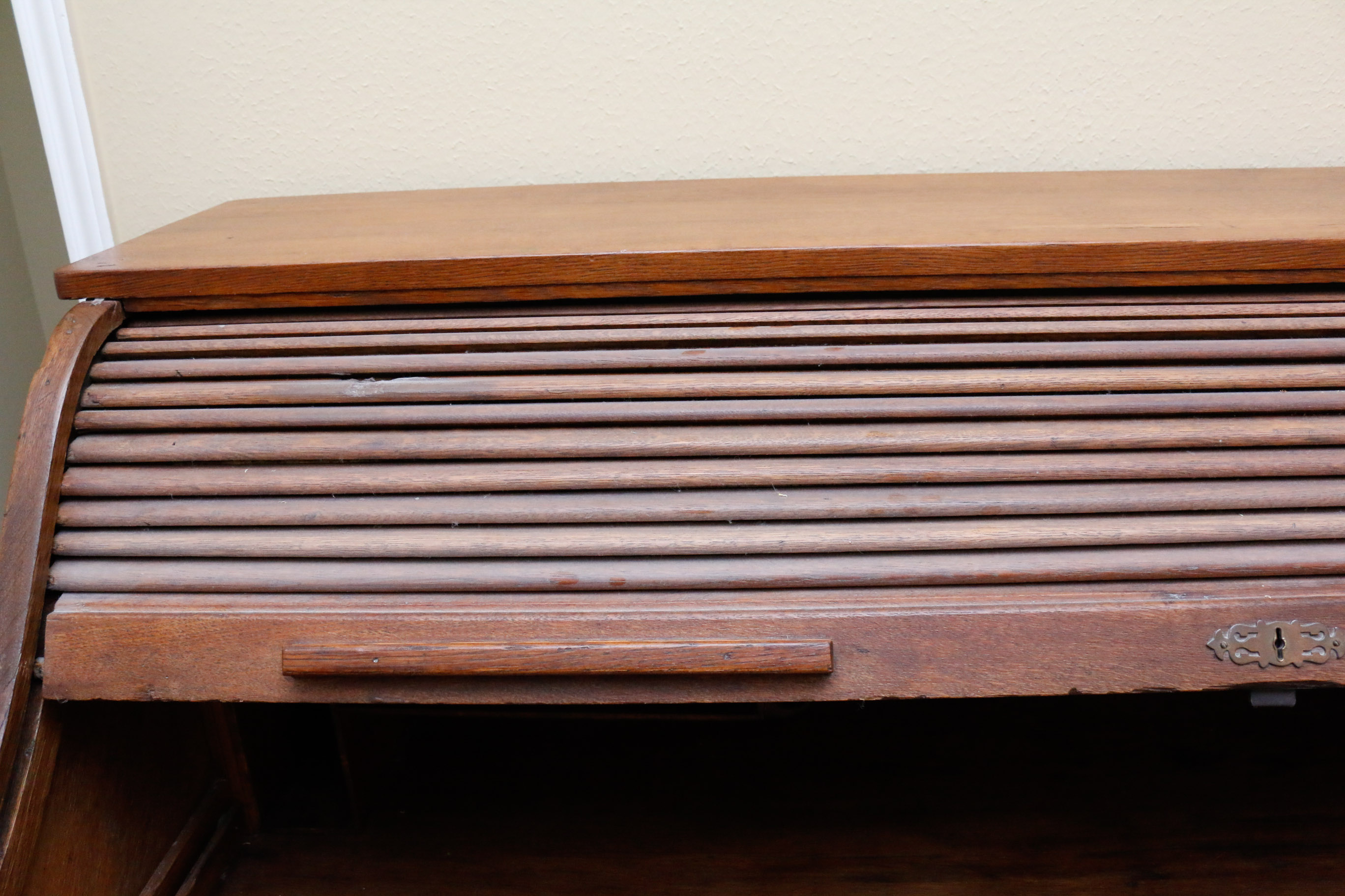 Vintage Roll Top Desk With Matching Chair