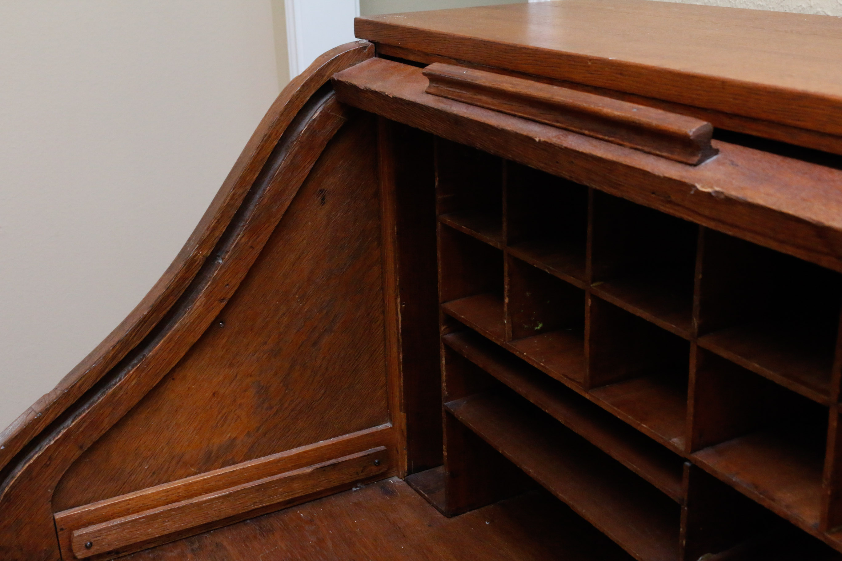 Vintage Roll Top Desk With Matching Chair