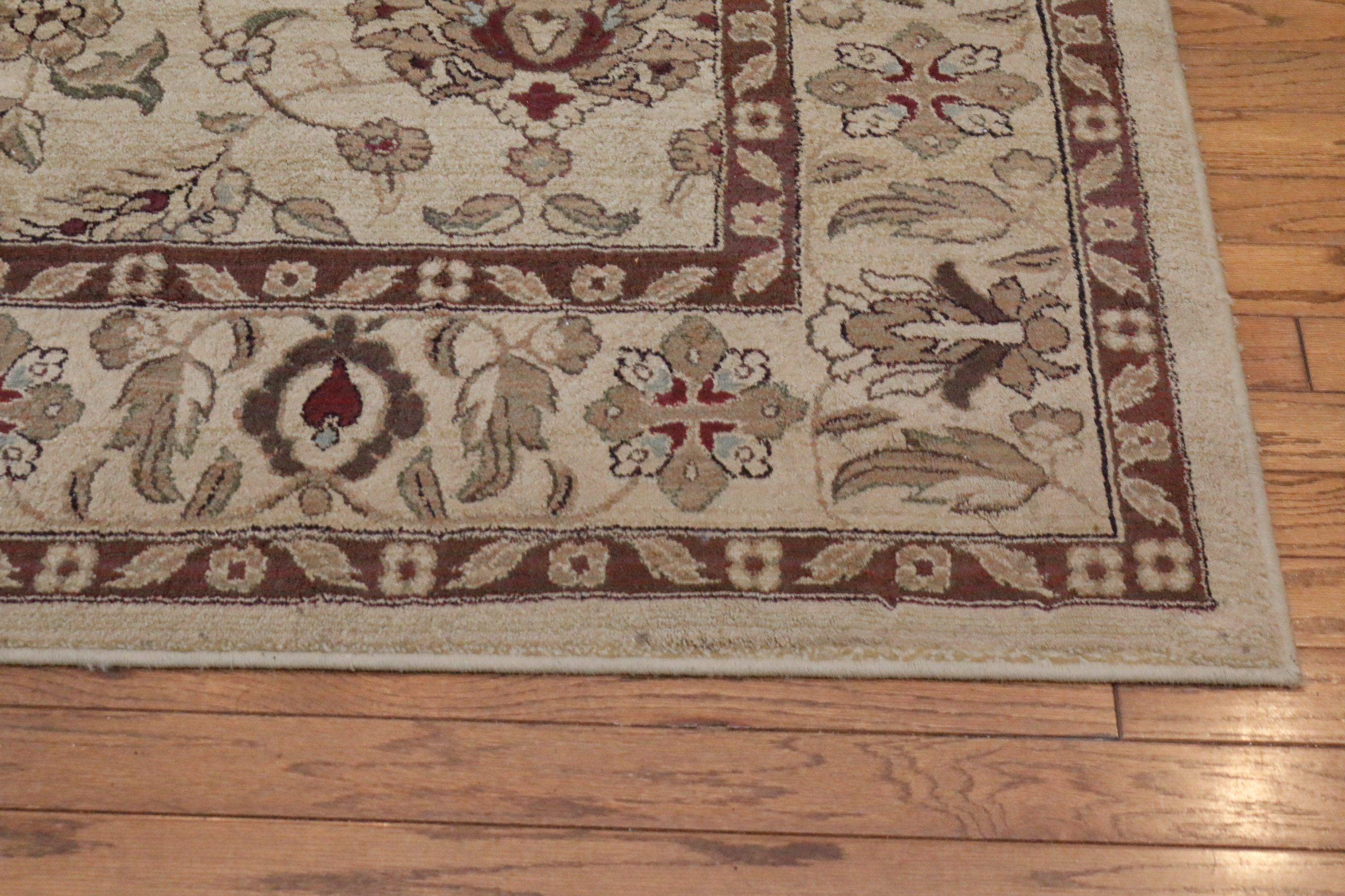 Power Loomed Persian-Style Floral Area Rug