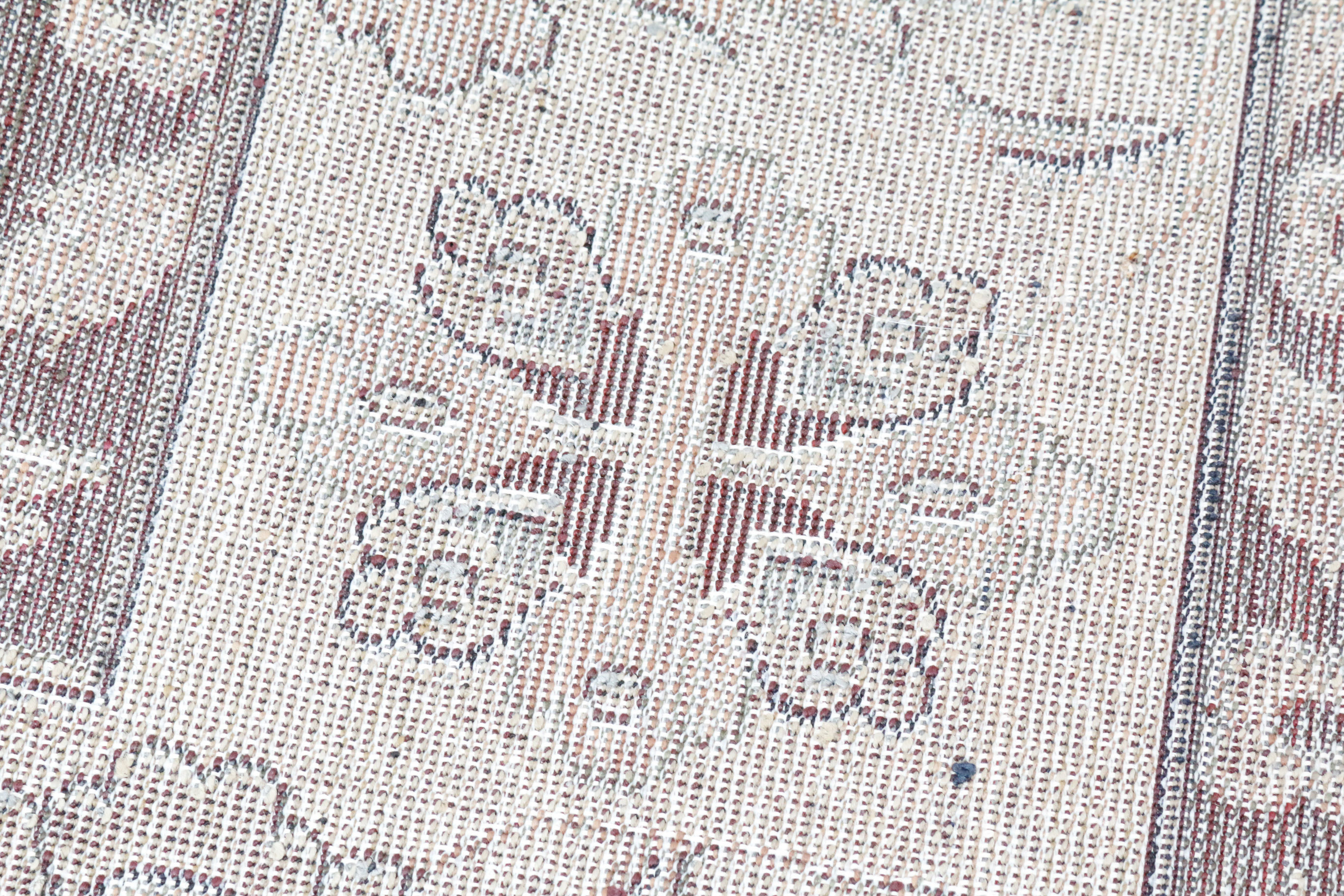 Power Loomed Persian-Style Floral Area Rug