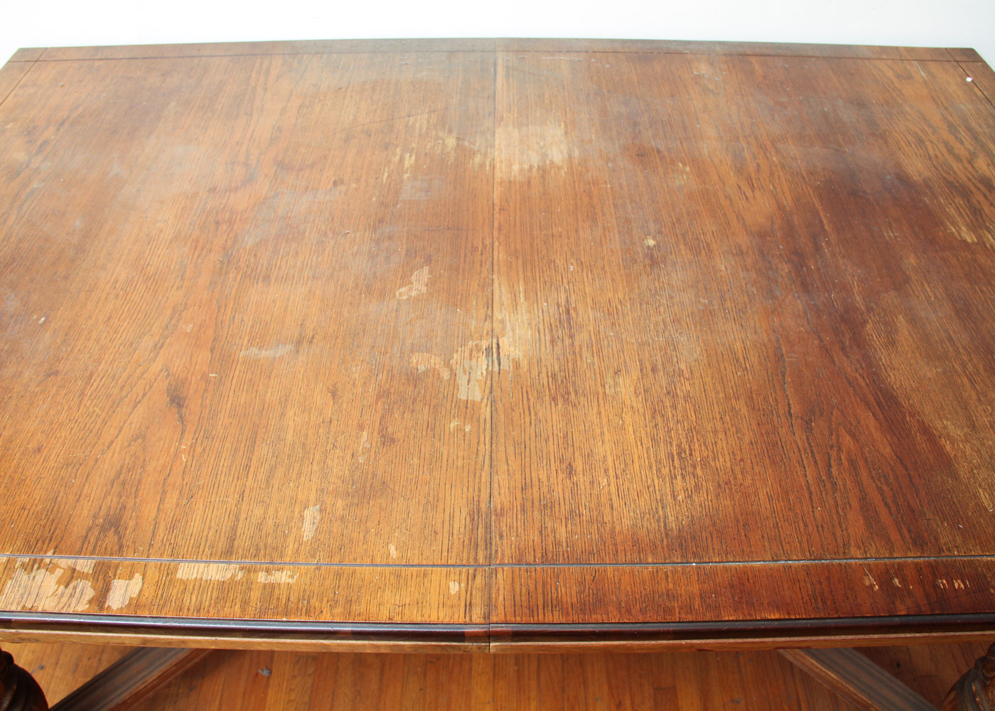 Vintage Dining Room Table with Decorative Carved Legs