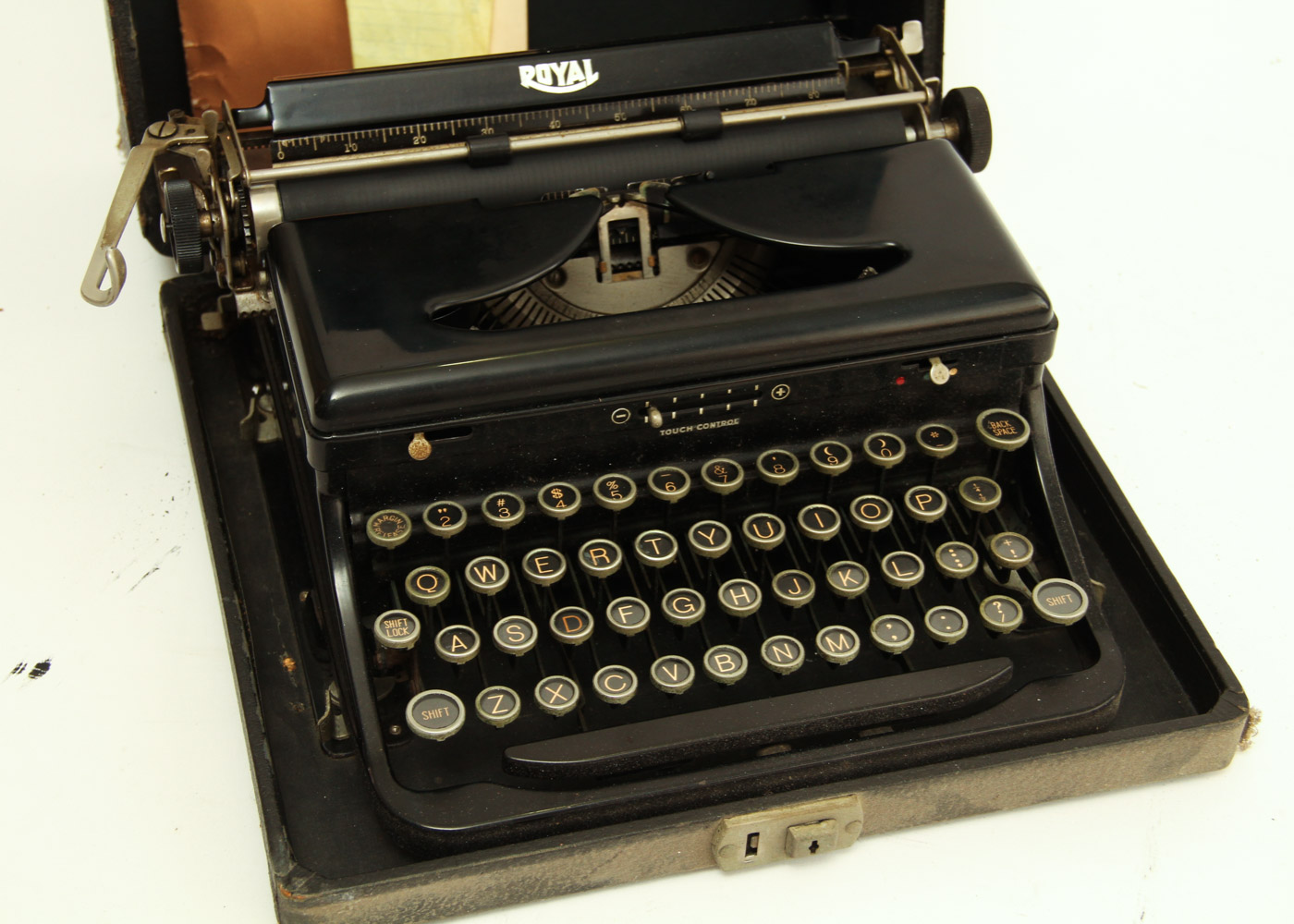 Vintage Royal Portable Typwriter
