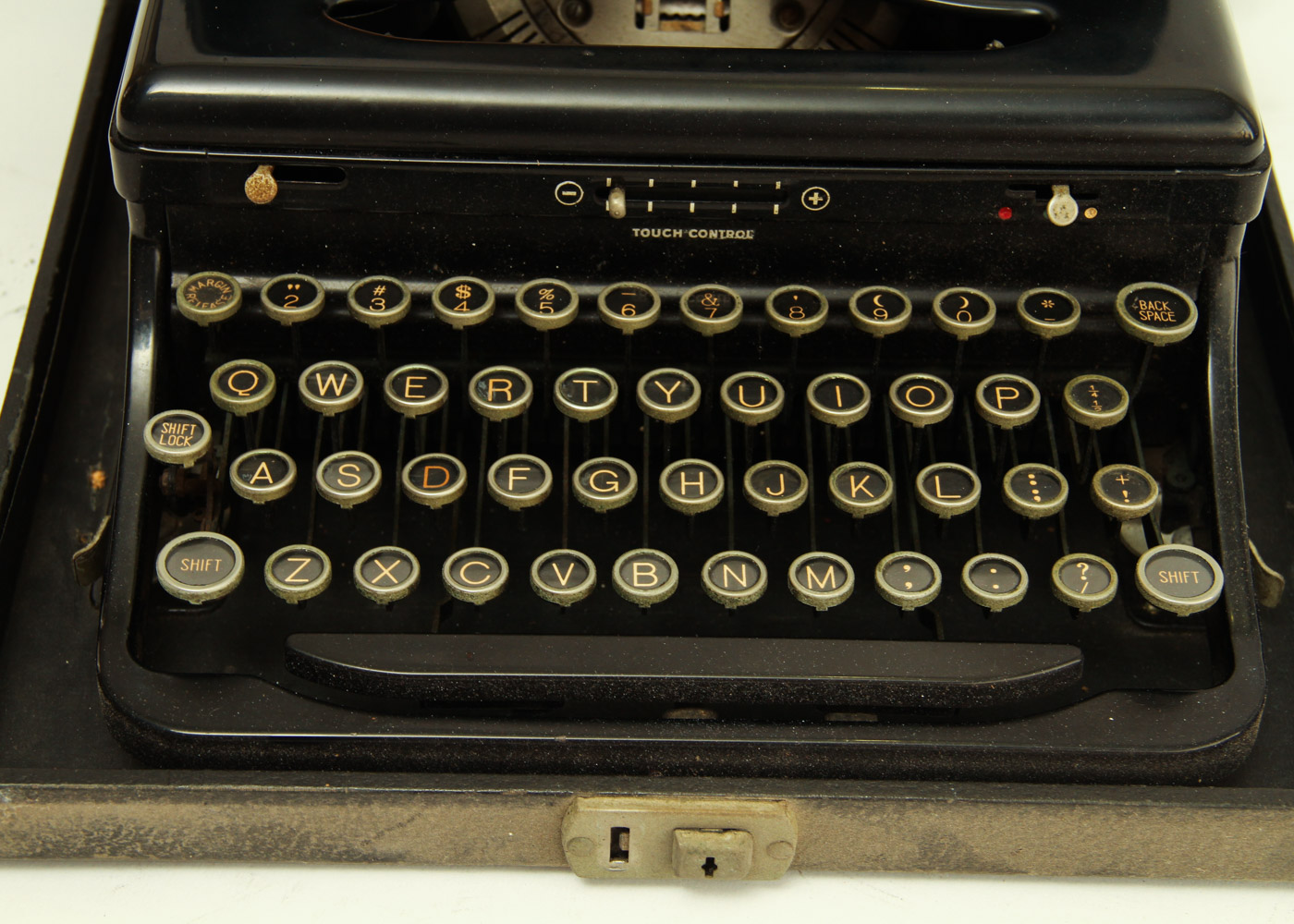 Vintage Royal Portable Typwriter