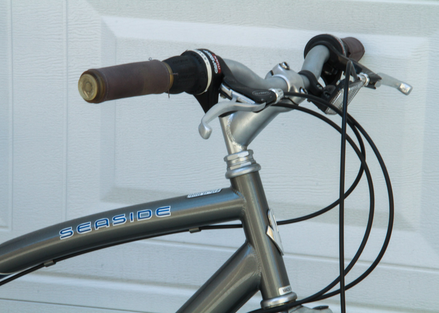 K2 Seaside Bicycle  and Joe Blow Max Pump