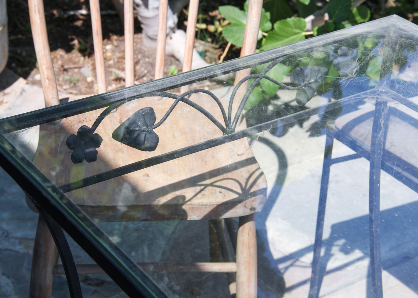 Outdoor Iron Patio Dining Table with Chairs