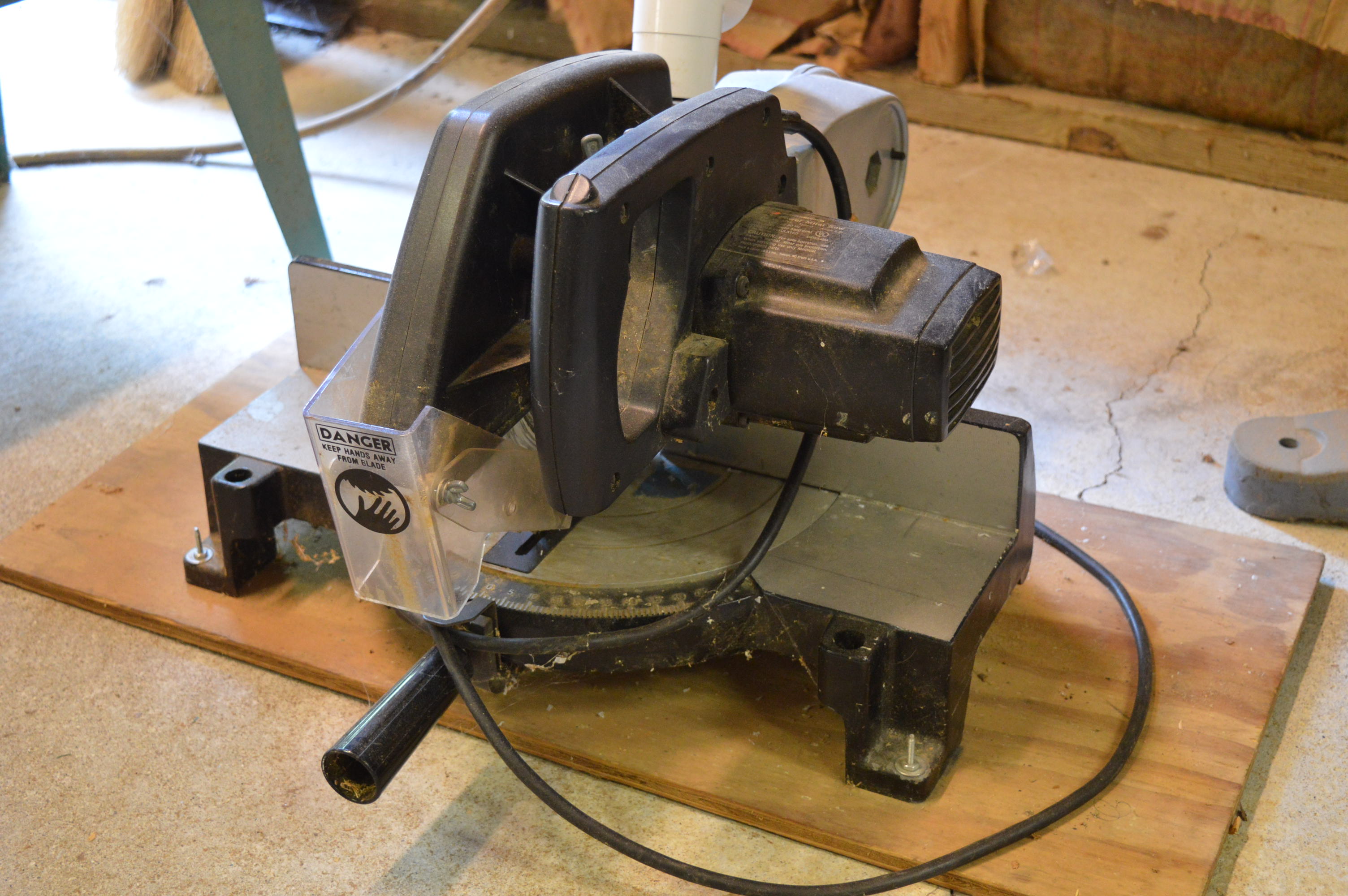 Black & Decker Power Miter Saw