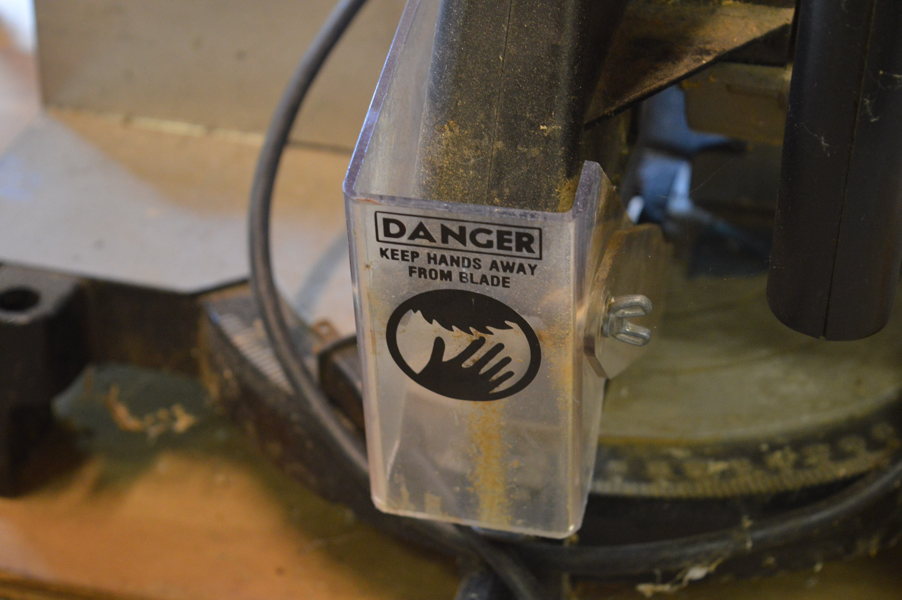 Black & Decker Power Miter Saw