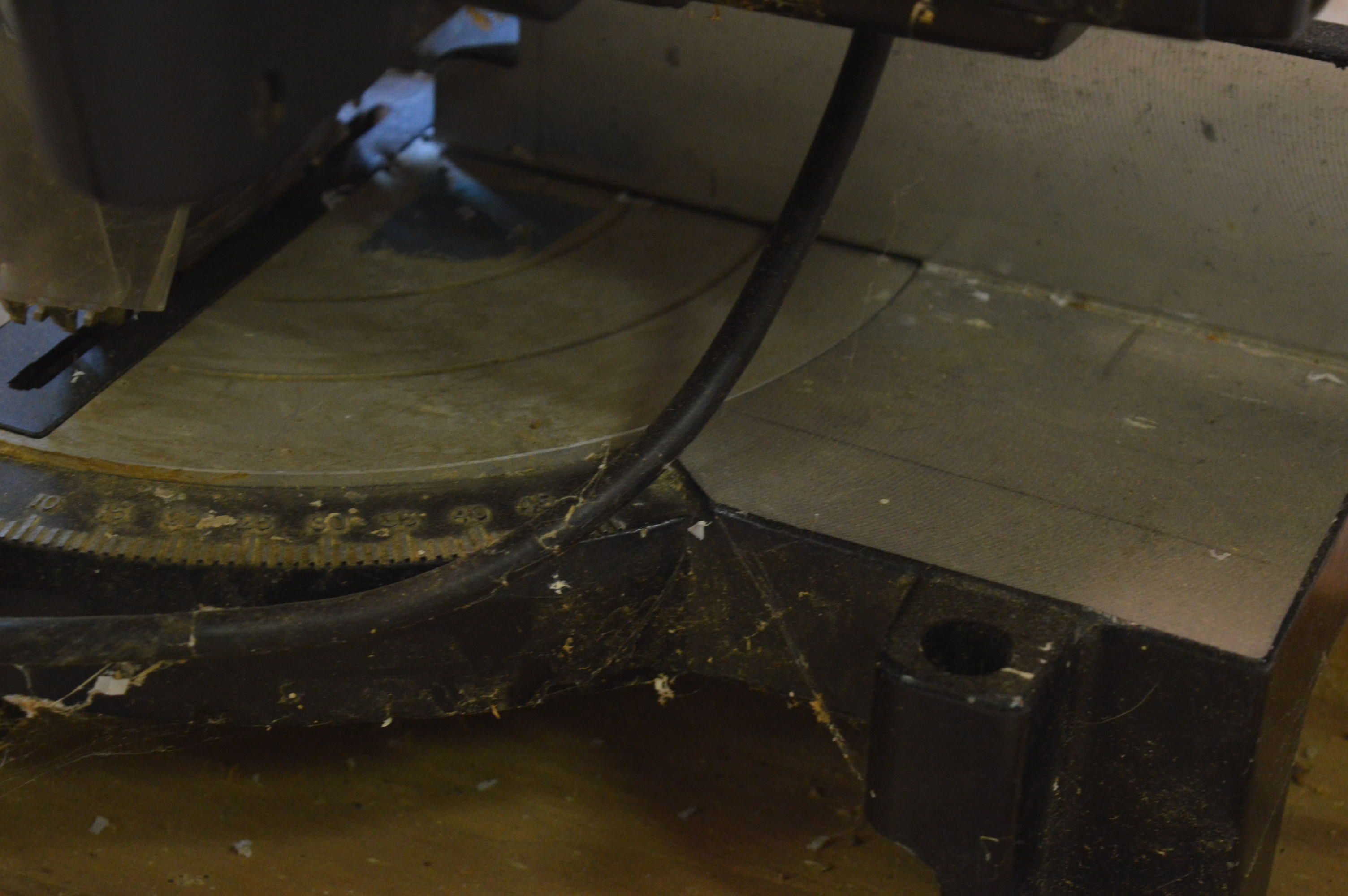 Black & Decker Power Miter Saw