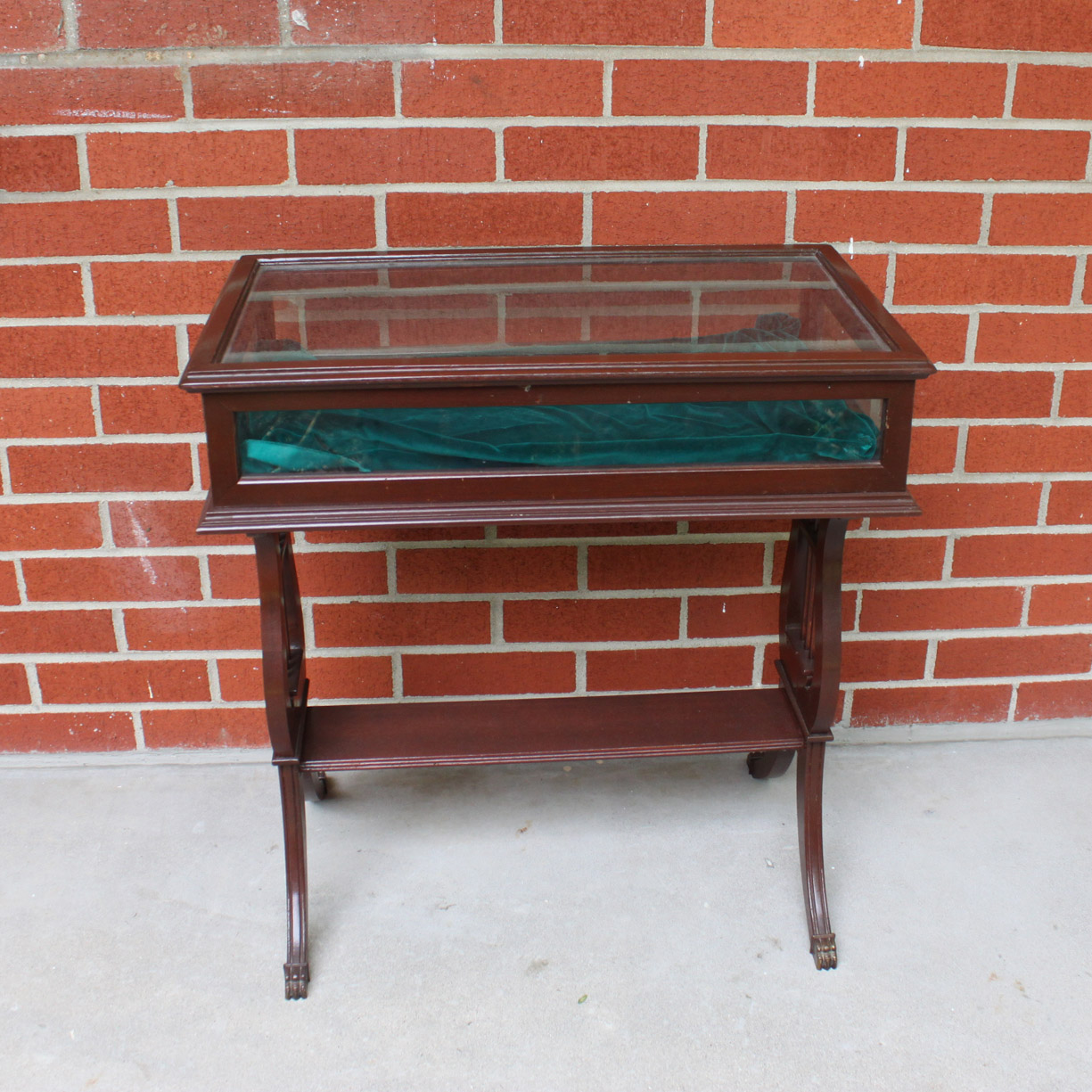 Vintage Duncan Phyfe Style Display Table