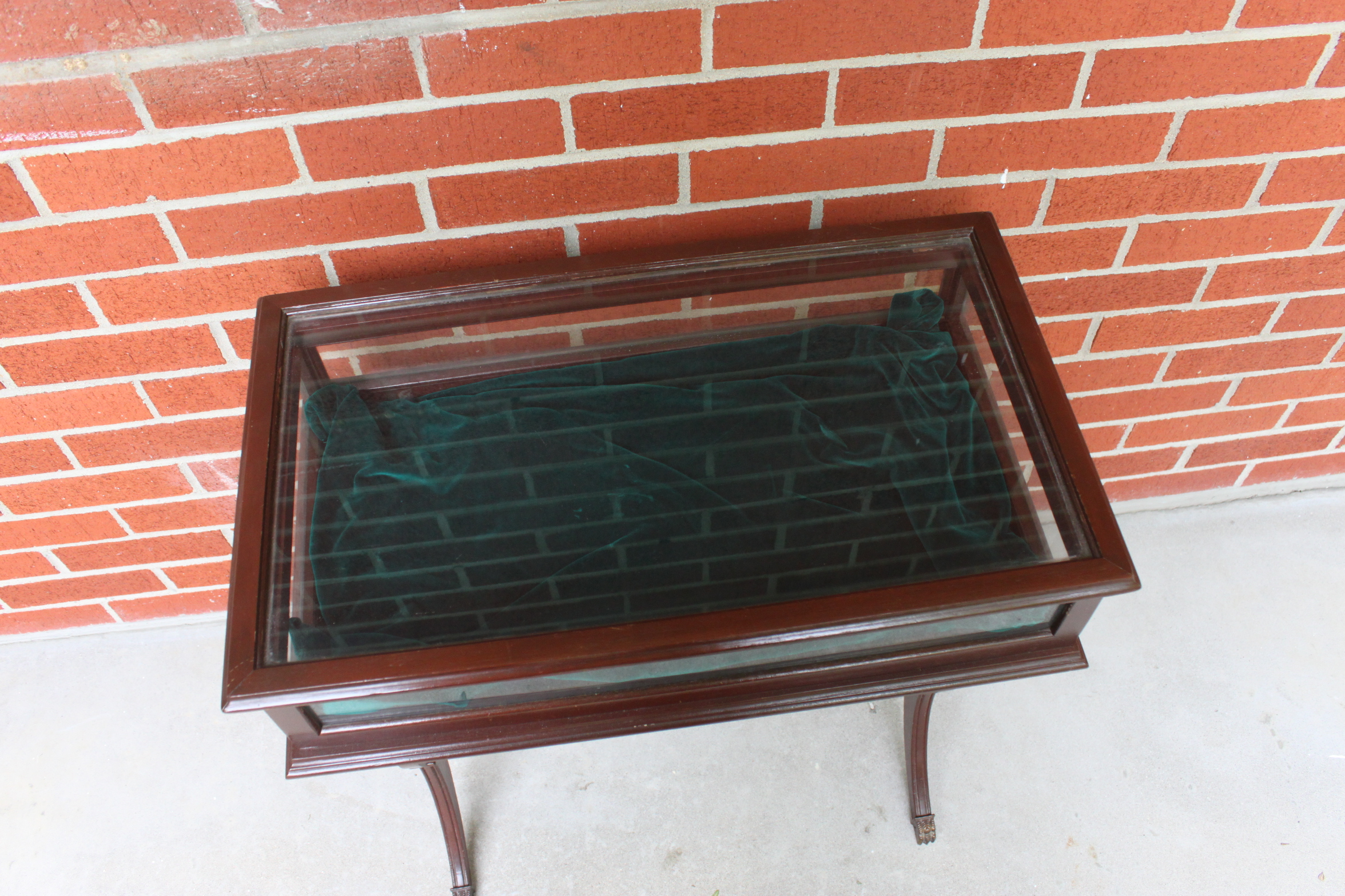 Vintage Duncan Phyfe Style Display Table