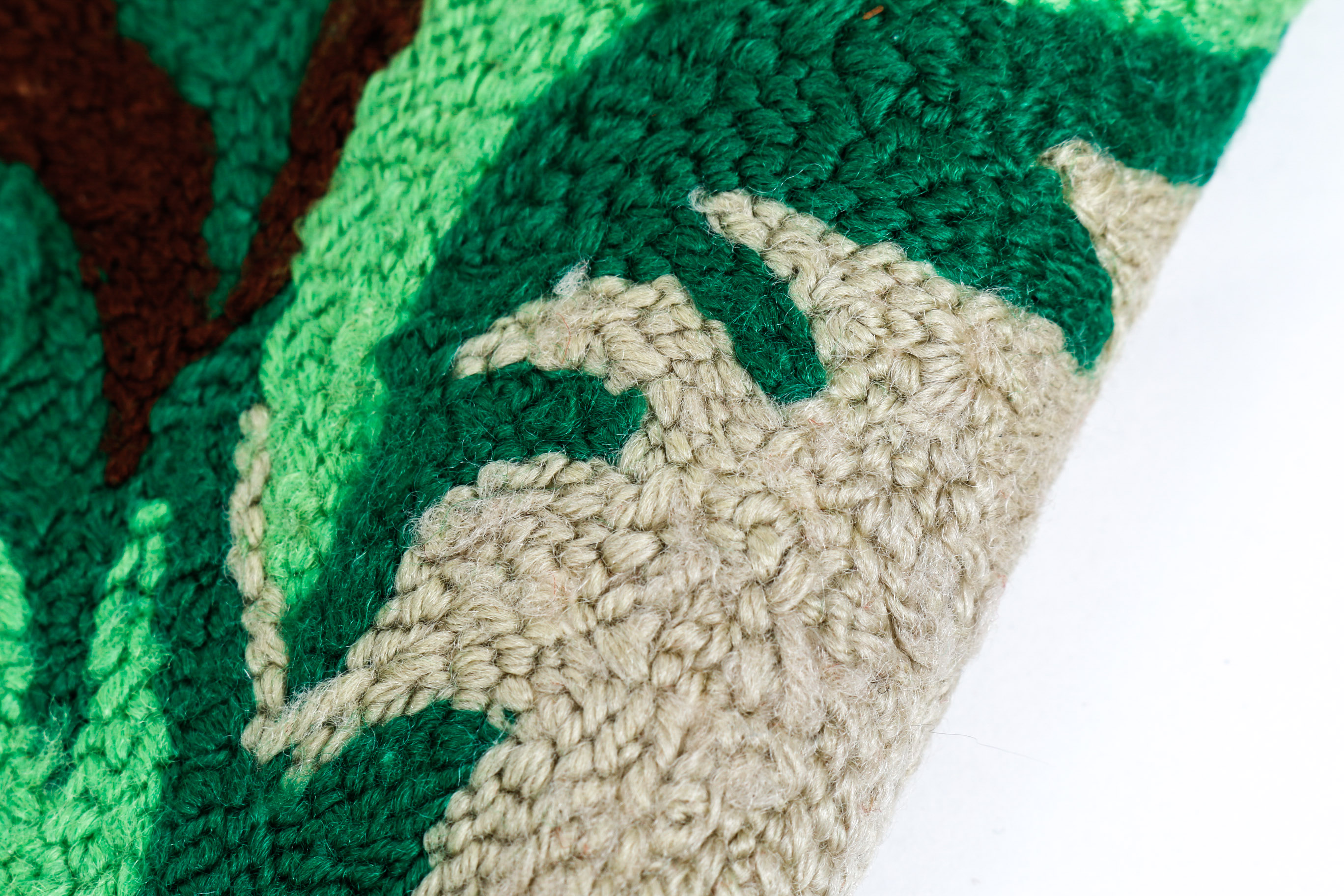 Hooked Accent Poppies Rug