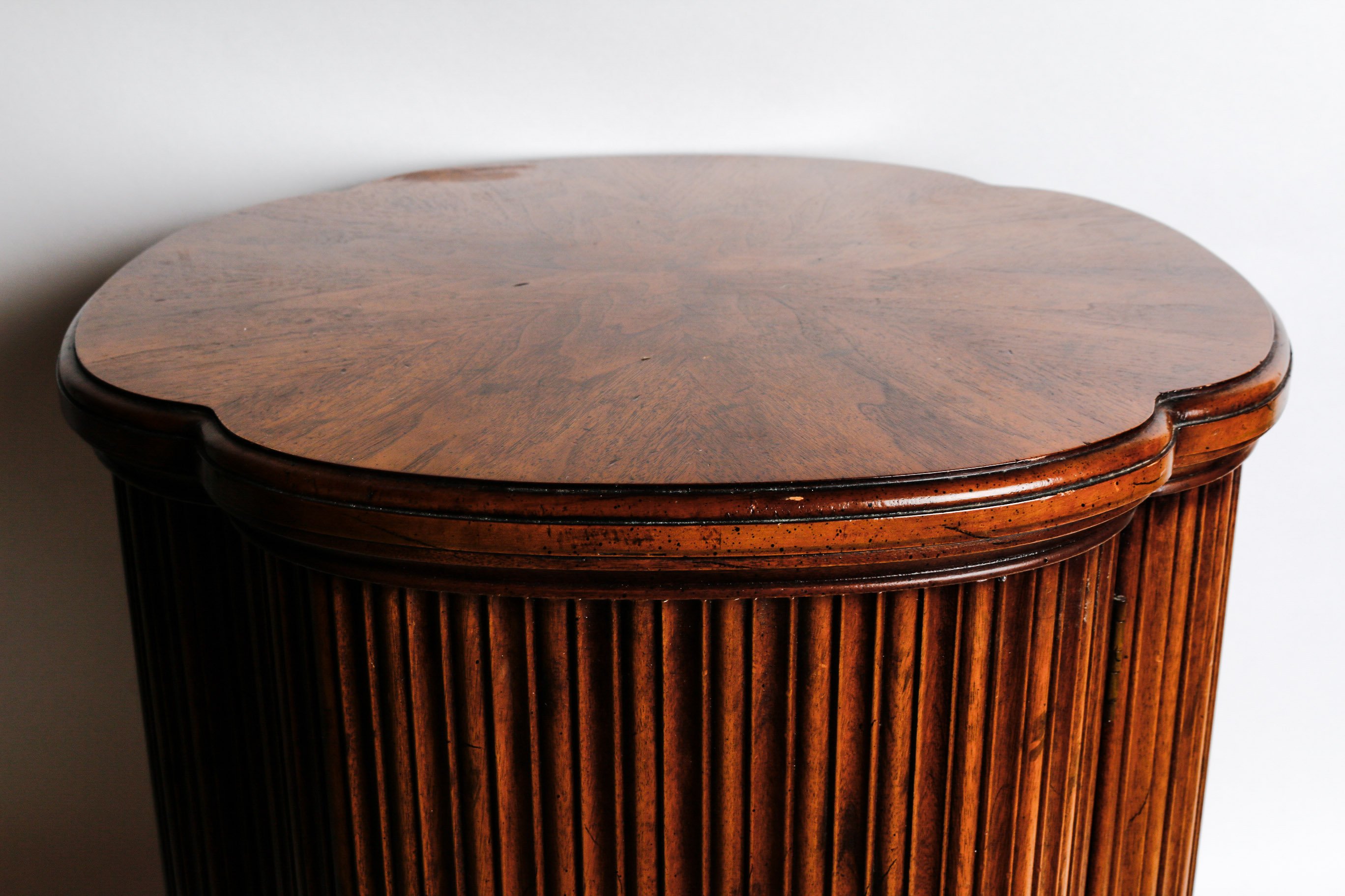 Quarterfoil Drum Side Table by Henredon