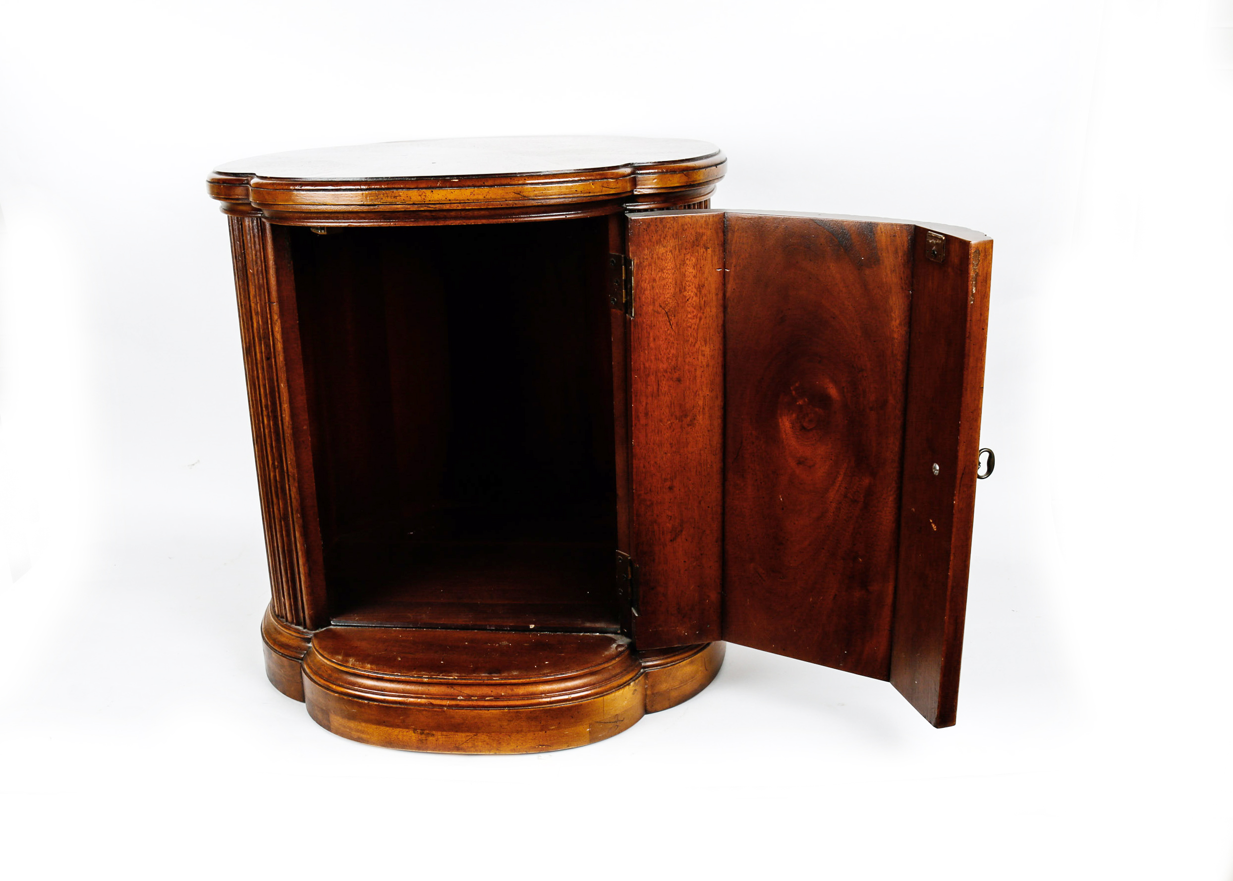 Quarterfoil Drum Side Table by Henredon